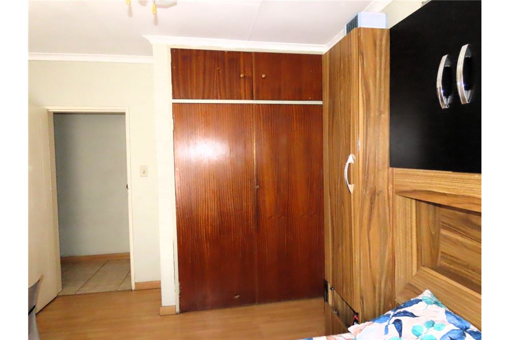 Residencial - Casa - Eersterust, Gauteng - South Africa - 21 - 1031414016-162