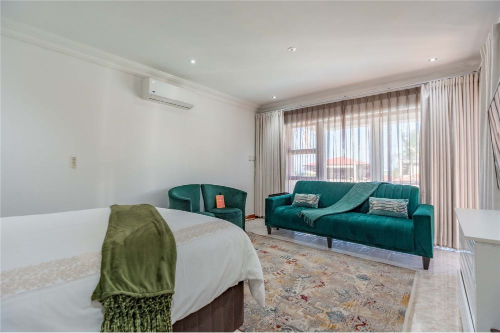 Residential - House - Umhlanga Rocks, KwaZulu Natal - South Africa - 25 - 1031465073-86