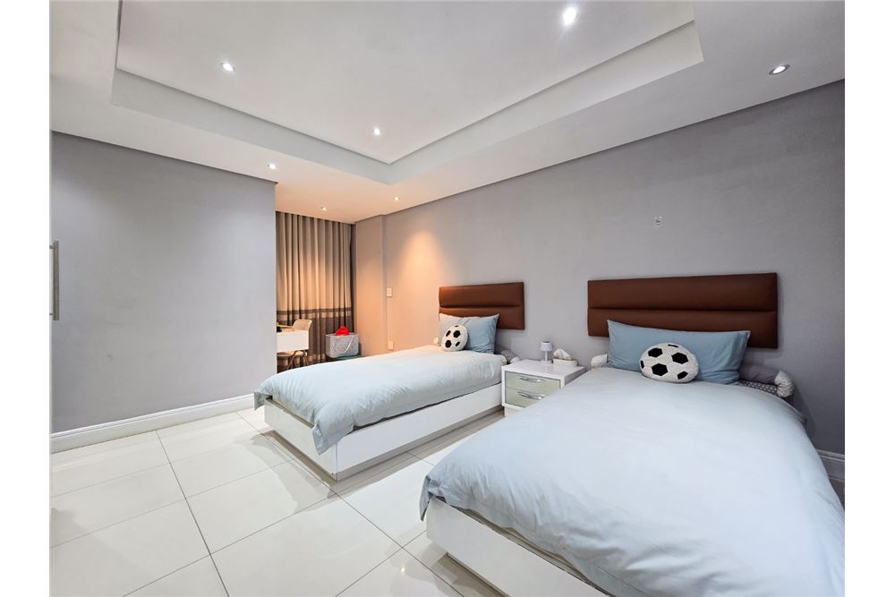 Residential - تاون هاوس - Morningside, KwaZulu Natal - South Africa - 42 - 1031389052-378