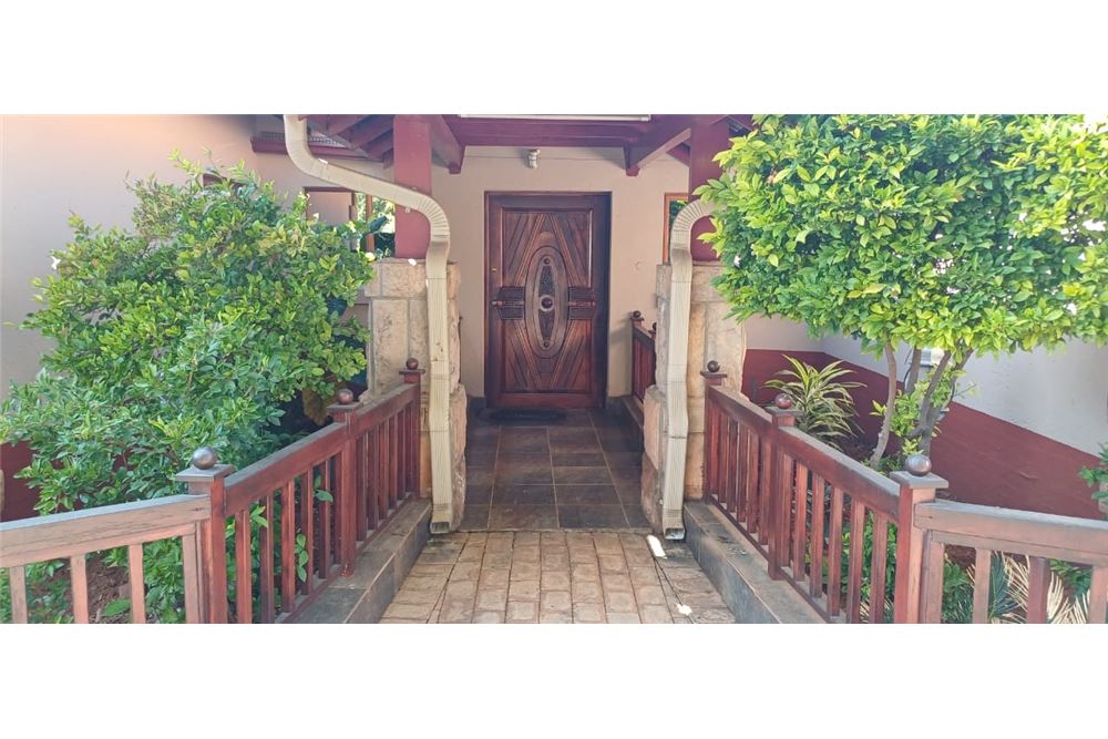 Residential - ਅਲੱਗ ਥਲੱਗ ਬਣਿਆ ਹੋਇਆ ਘਰ - Birdswood, KwaZulu Natal - South Africa - 3 - 1031416004-548