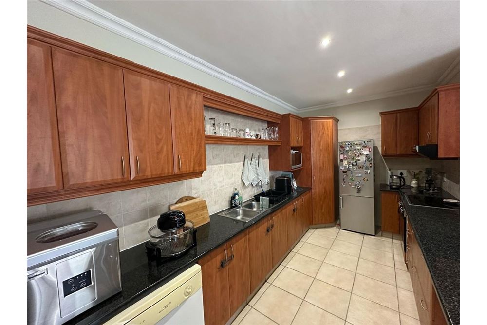 Residential - Townhouse - Durban North, KwaZulu Natal - South Africa - 8 - 1031465047-183