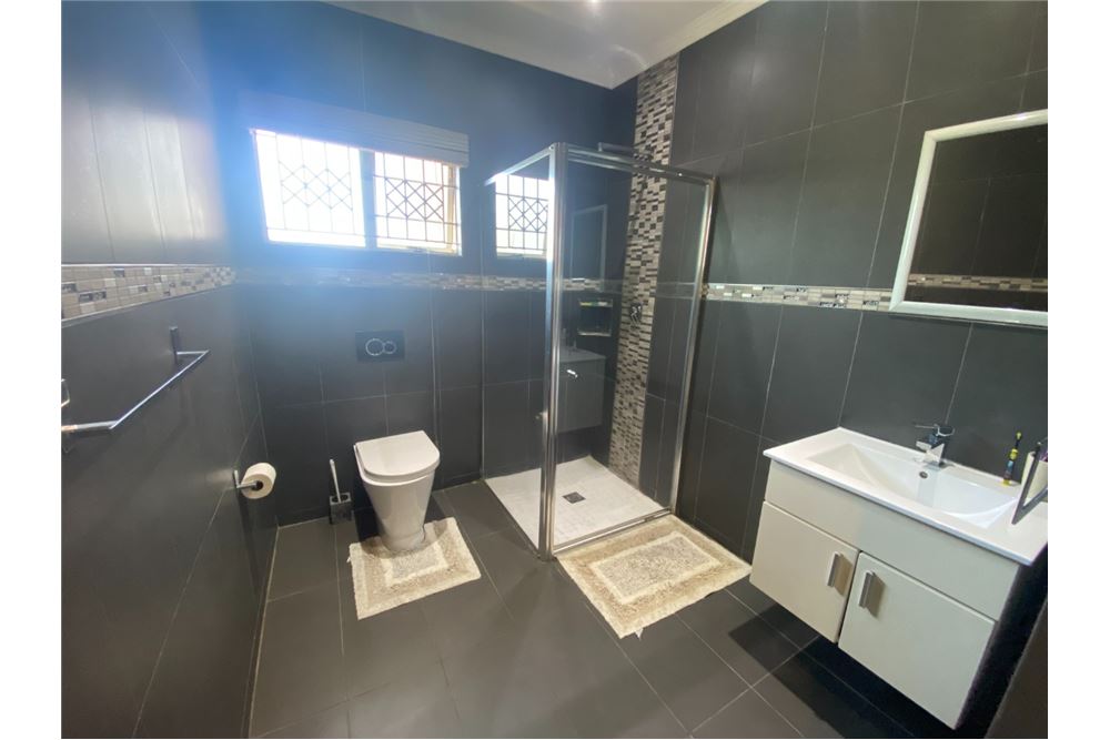 Residential - House - Somerset Park, KwaZulu Natal - South Africa - 18 - 1031465093-24