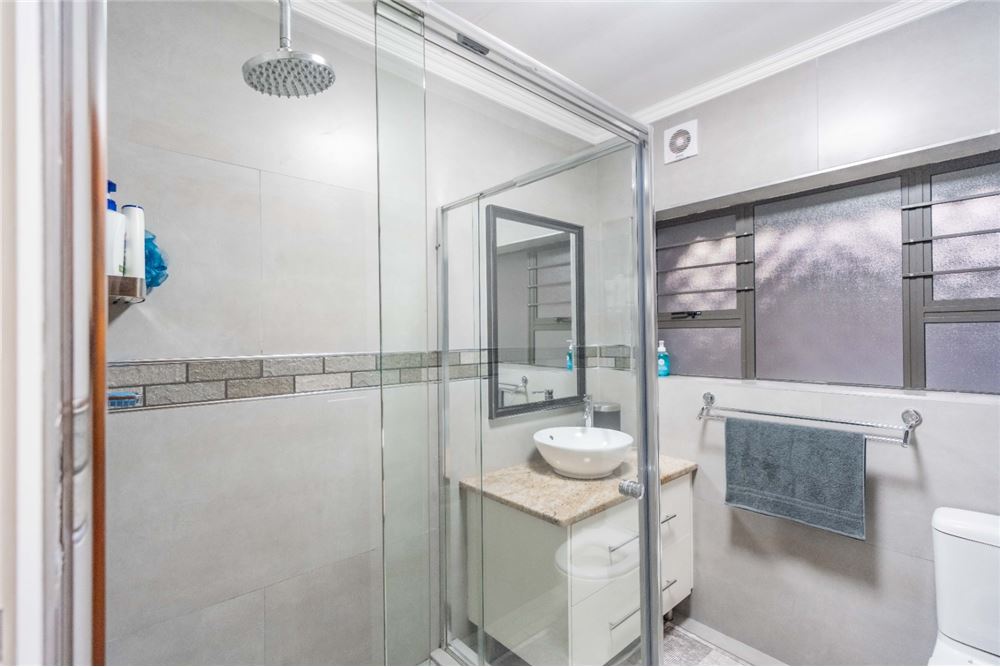 Residential - House - Umhlanga Rocks, KwaZulu Natal - South Africa - 39 - 1031465022-876