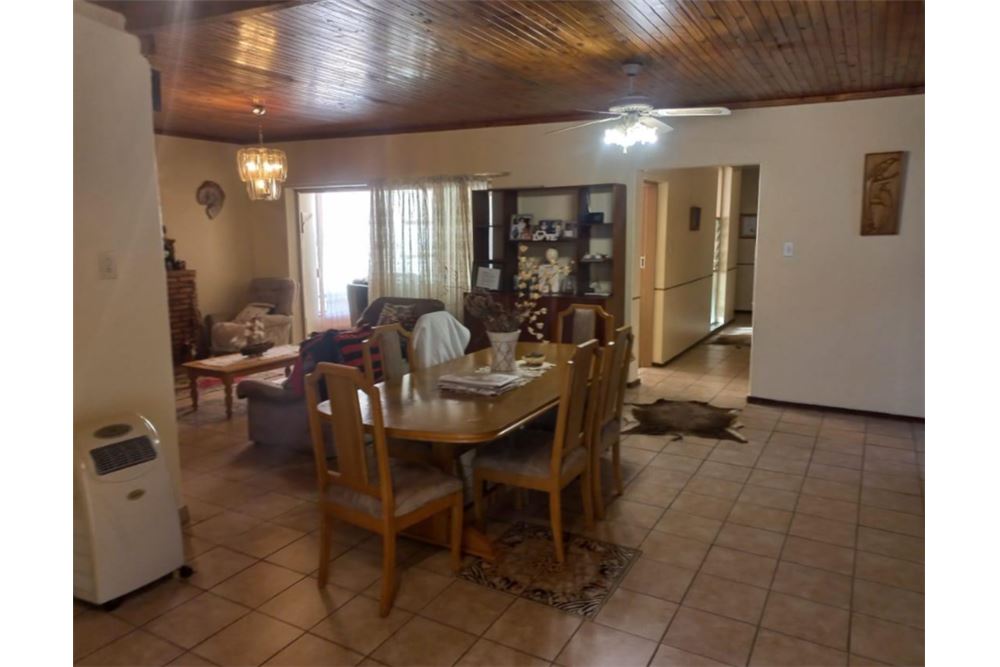 Residencial - Casa - Sinoville, Gauteng - South Africa - 7 - 1031414158-9