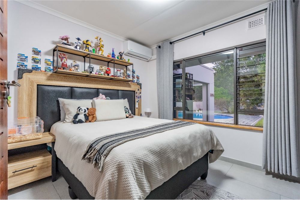 Residential - House - Umhlanga Rocks, KwaZulu Natal - South Africa - 36 - 1031465022-876