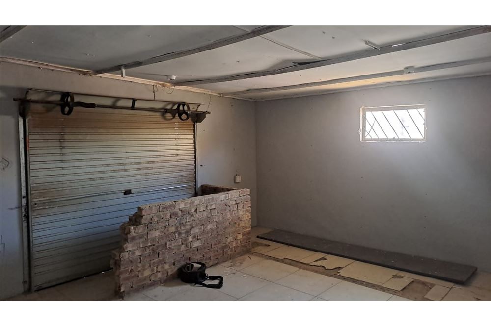 Commercio - Commerciale/Negozi - Lotus Gardens, Gauteng - South Africa - 18 - 1031414126-63