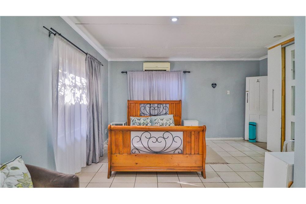 Gyvenamasis - Namas - Eastwood, KwaZulu Natal - South Africa - 29 - 1031436092-103