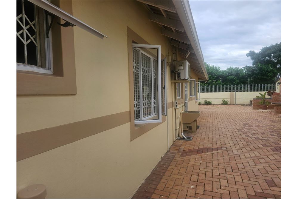 Residential - Townhouse - Mount Edgecombe, KwaZulu Natal - South Africa - 27 - 1031465025-203