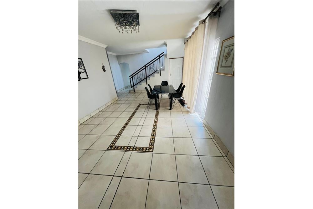 Residencial - Casa - Newlands, Gauteng - South Africa - 16 - 1031414137-34