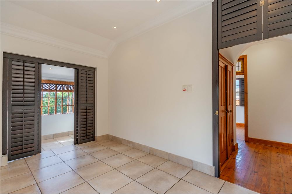 Residential - Hiša večstanovanjska - Essenwood, KwaZulu Natal - South Africa - 31 - 1031389006-964