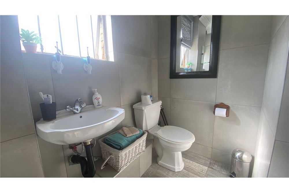 Residential - Condo/Apartment - Windermere, KwaZulu Natal - South Africa - 26 - 1031465129-9