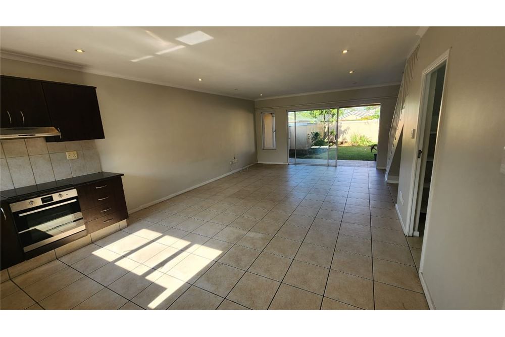 Residential - Townhouse - Mount Edgecombe, KwaZulu Natal - South Africa - 6 - 1031465009-268