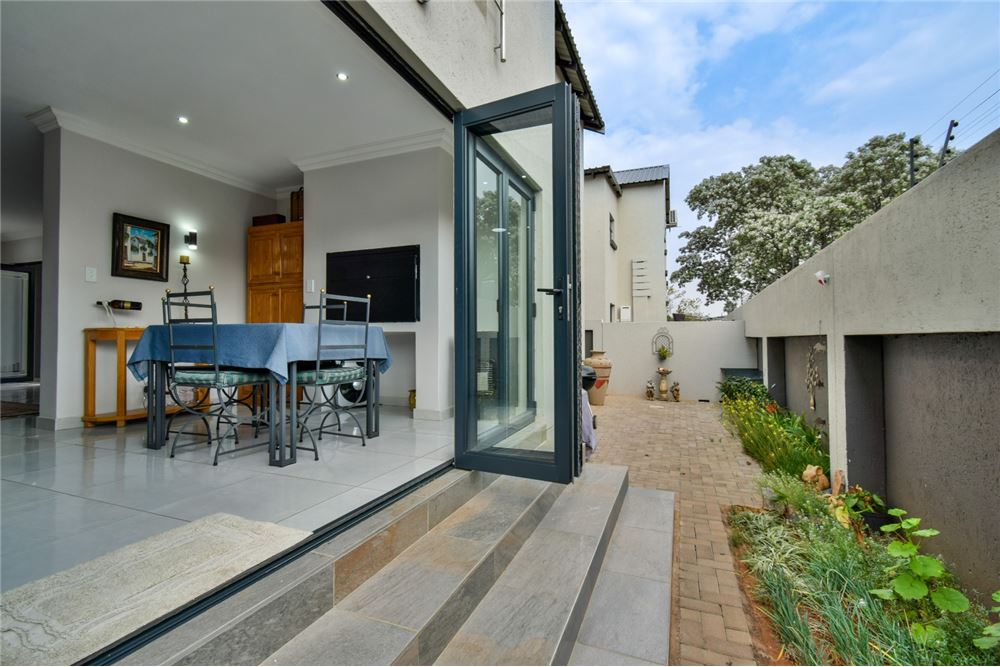 Residencial - Casa - Magalieskruin, Gauteng - South Africa - 52 - 1031414140-43