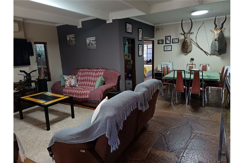 Residenziale - Casa - Sinoville, Gauteng - South Africa - 26 - 1031414136-20