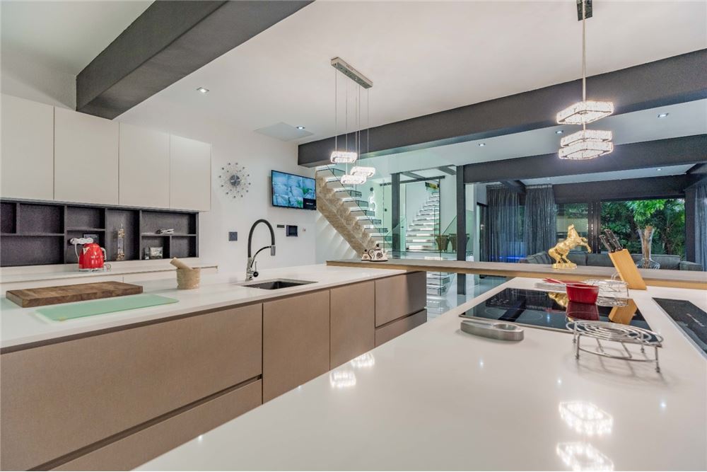 Residential - House - La Lucia, KwaZulu Natal - South Africa - 44 - 1031465022-888