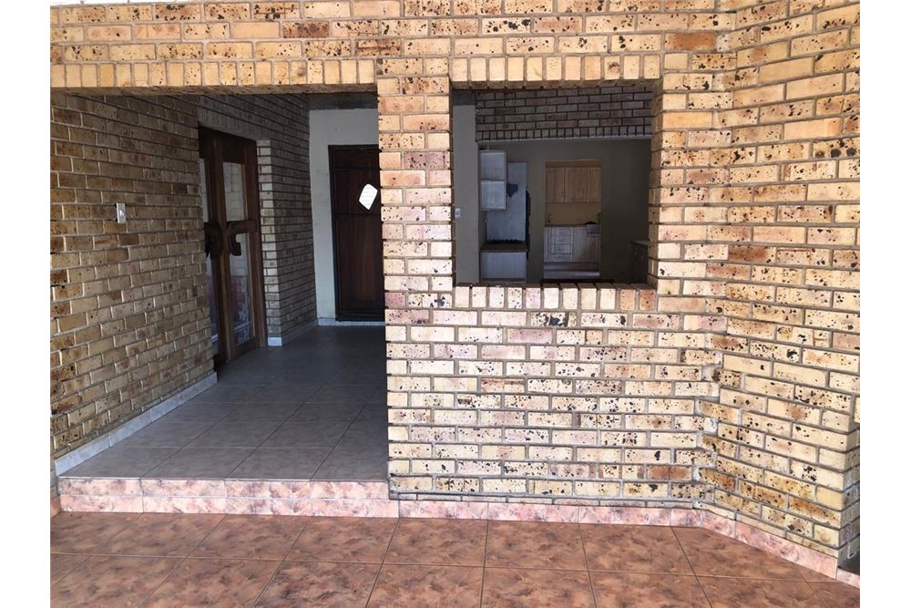 Residential - House - Mabopane, Gauteng - South Africa - 10 - 1031414106-218