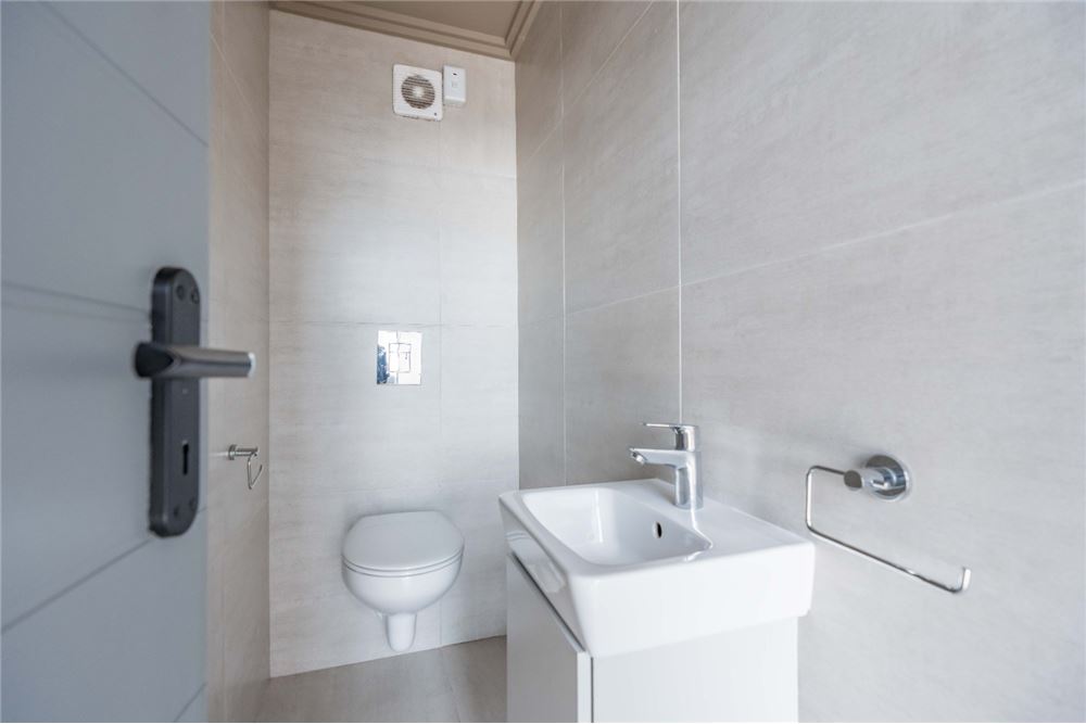 Gyvenamasis - Butas - Umhlanga Ridge, KwaZulu Natal - South Africa - 27 - 1031389006-956