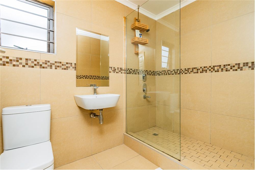 Residential - House - Woodview, KwaZulu Natal - South Africa - 17 - 1031465025-198