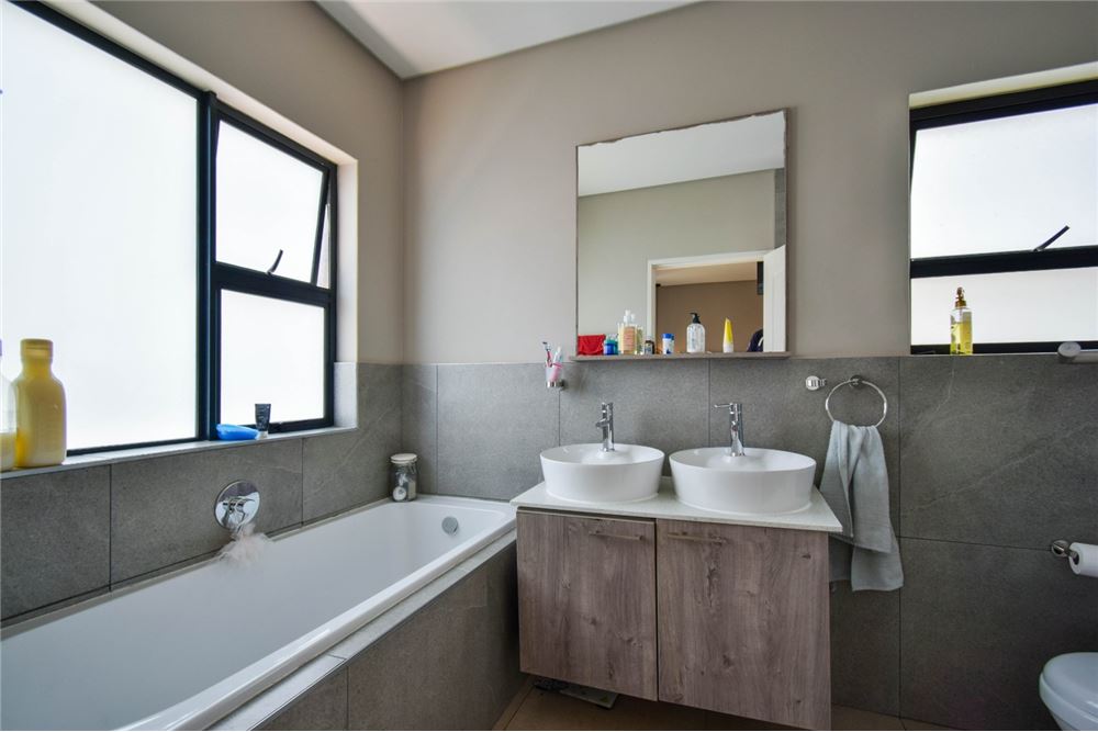 Residenziale - Case a schiera - Montana, Gauteng - South Africa - 24 - 1031414136-31