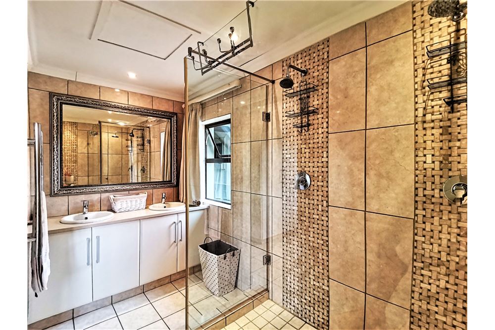 Dzīvojamais - Pilsētas savrupmāja - Hartenbos Landgoed, Western Cape - South Africa - 26 - 1031012001-34