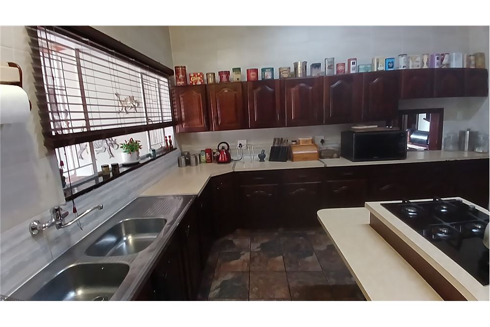 Résidentiel - Maison - Pretoria Gardens, Gauteng - South Africa - 9 - 1031414116-114