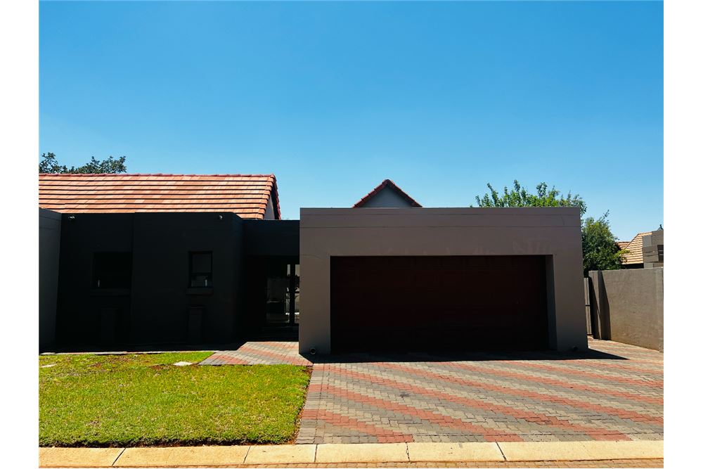 Residencial - Casa - Leloko Lifestyle and Eco Estate, North West - South Africa - 3 - 1031414112-30