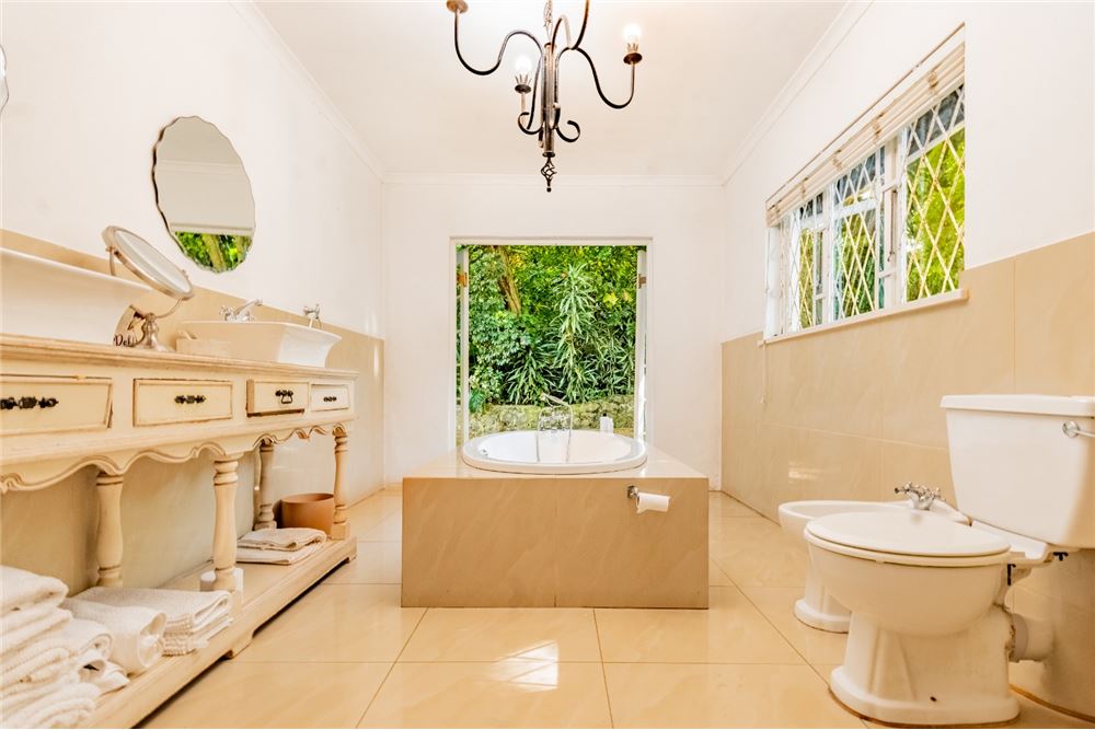 Residential - House - Westville Central, KwaZulu Natal - South Africa - 17 - 1031465101-131