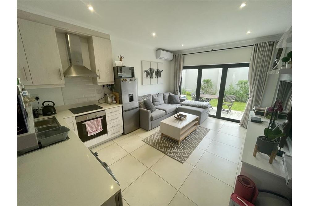 Residential - Stanovanje - Emberton Estate, KwaZulu Natal - South Africa - 3 - 1031391020-899