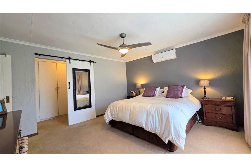 Residential - บ้านเดี่ยว - Fourways, Gauteng - South Africa - 22 - 1031393037-387