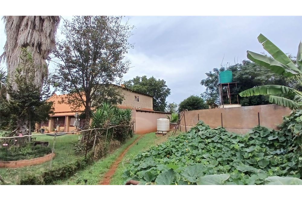 Residencial - Granja - Honingneskrans, Gauteng - South Africa - 9 - 1031414116-89