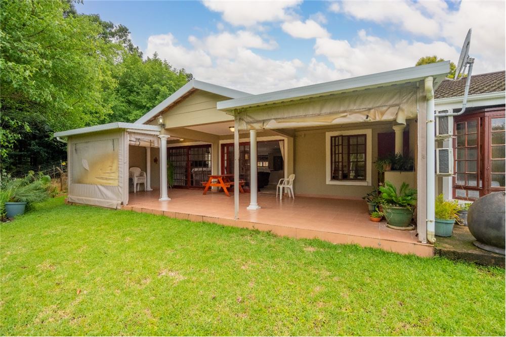 Residential Townhouse Waterfall, KwaZulu Natal South Africa