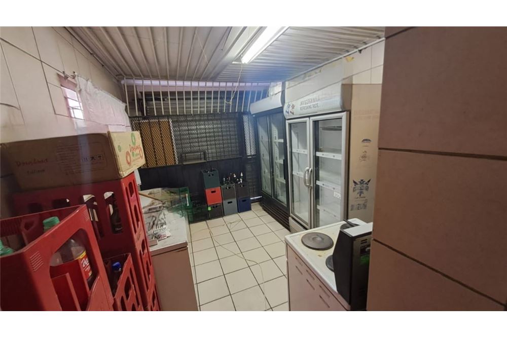 Commercio - Commerciale/Negozi - Lotus Gardens, Gauteng - South Africa - 12 - 1031414126-59