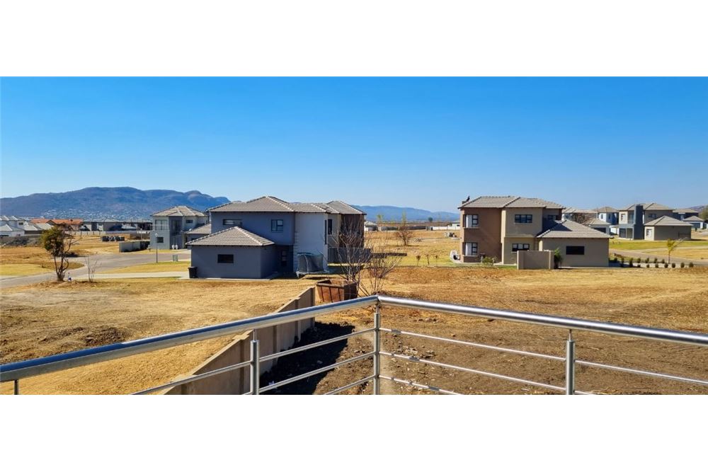 Gyvenamasis - Namas - Everglades Estate, North West - South Africa - 19 - 1031416049-44