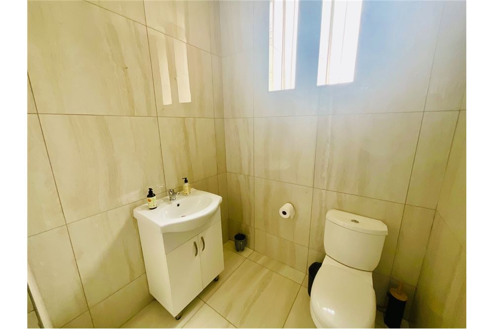 Residential - Отдельно стоящий дом - Northcliff, Gauteng - South Africa - 25 - 1031444162-23