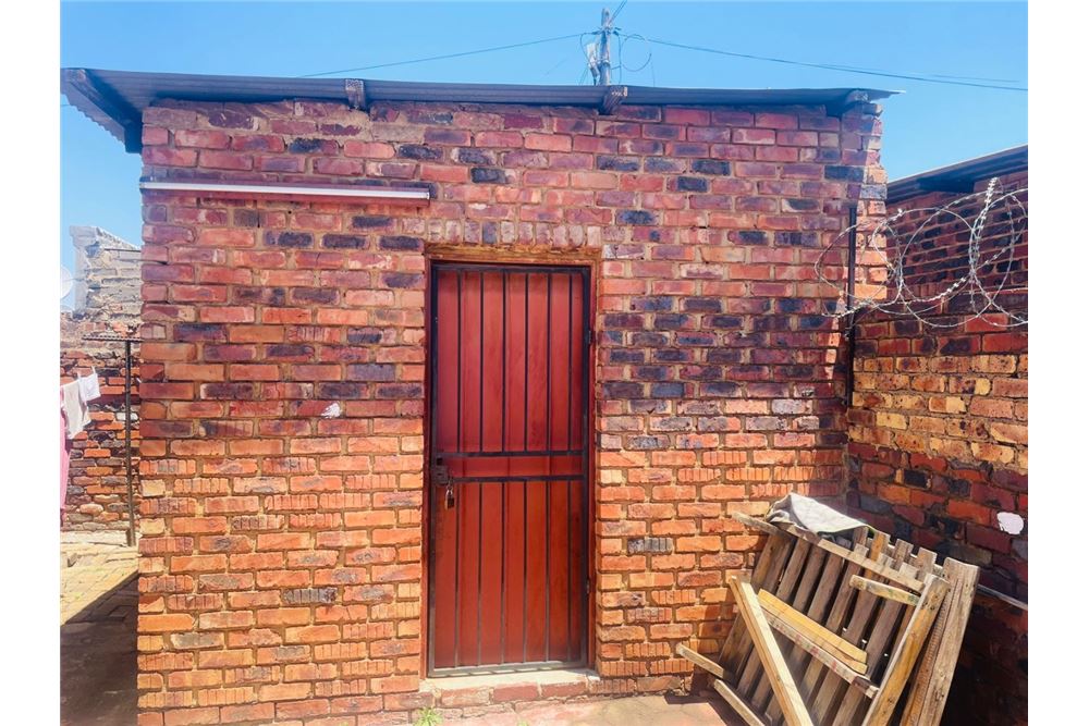 Residencial - Casa - Eersterust, Gauteng - South Africa - 18 - 1031414137-47