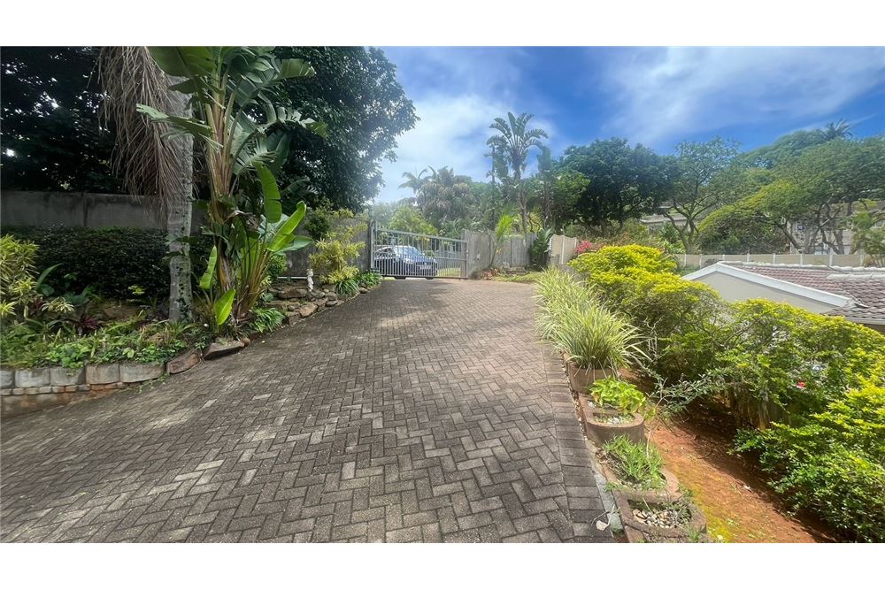 Residential - House - Glen hills, KwaZulu Natal - South Africa - 31 - 1031465129-26