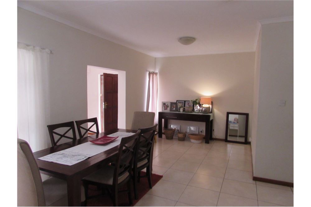 Residential House Phakalane, SouthEast District Botswana