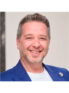 Nima Hafezian - RE/MAX Realtron Barry Cohen Homes Inc.