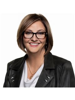 Joanne Hutchinson - RE/MAX Hallmark Realty Group