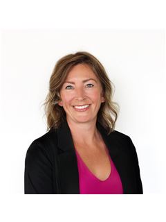 Cecilia Wells - RE/MAX Experts