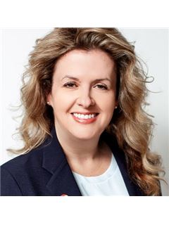 Michelle Renauld - RE/MAX Hallmark Chay Realty