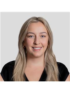 Zoe Cook - RE/MAX Hallmark Realty Group