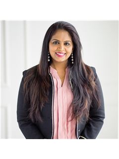 Gowri Manickam - RE/MAX Community Realty Inc.