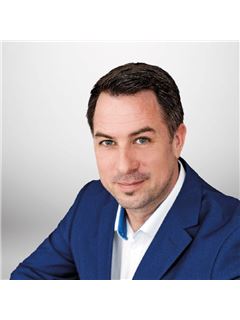 经纪人/所有者 - Steve Stoutt - RE/MAX Right Move