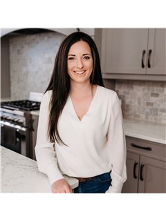 Alexandra KD Grant - RE/MAX Hallmark First Group Realty Ltd