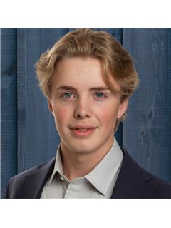 Tyler Robinson - RE/MAX Twin City Realty Inc