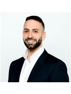 Alex Riga - RE/MAX Experts