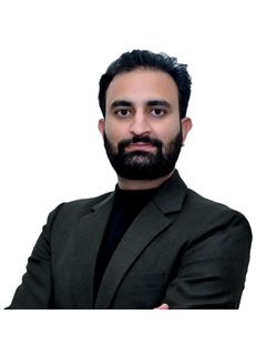 Abhinav Sharma - RE/MAX Real Estate Centre Inc