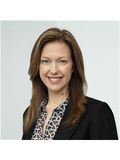 Tracey Ann Scott - RE/MAX Hallmark Chay Realty