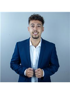 Bradley Melo - RE/MAX Twin City Realty Inc